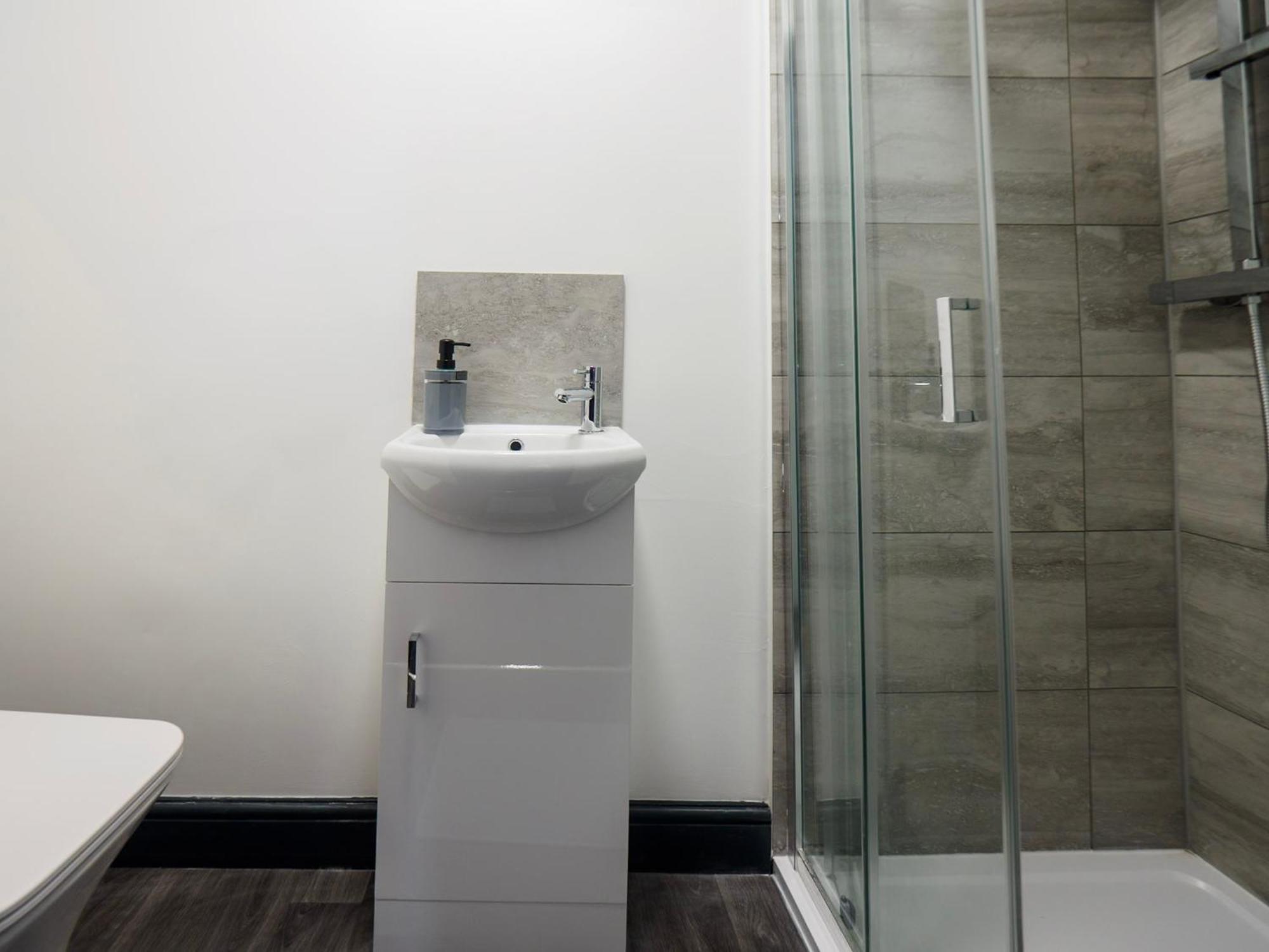 Chatham Lodge Family Room 2 Ensuite Stoke-on-Trent المظهر الخارجي الصورة